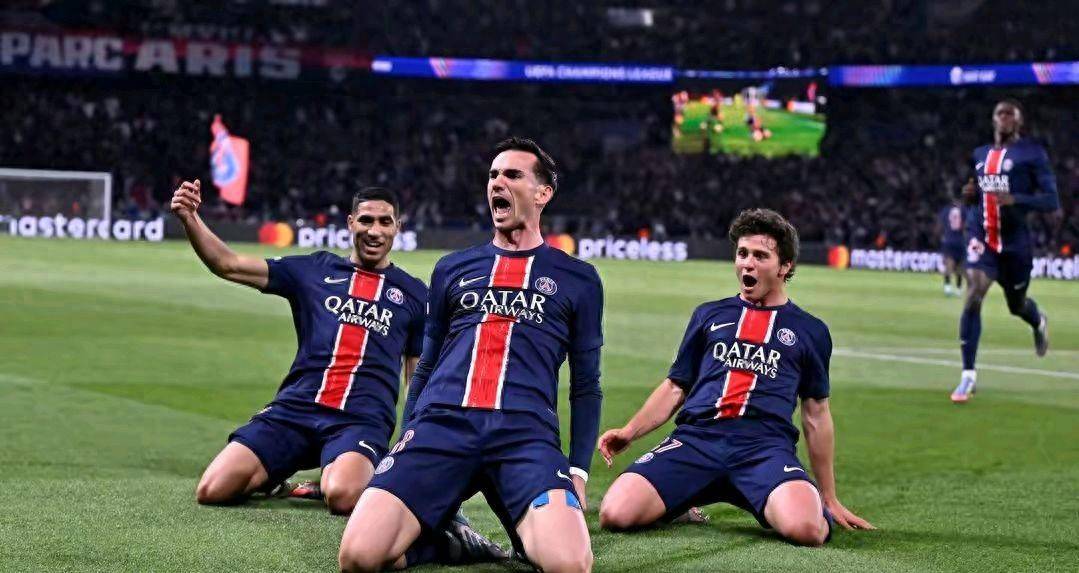 多米体育网页版包含今晚巴黎圣日耳曼备战欧篮联，回应争议细节曝光，震撼外界，赛季目标并未改变的词条