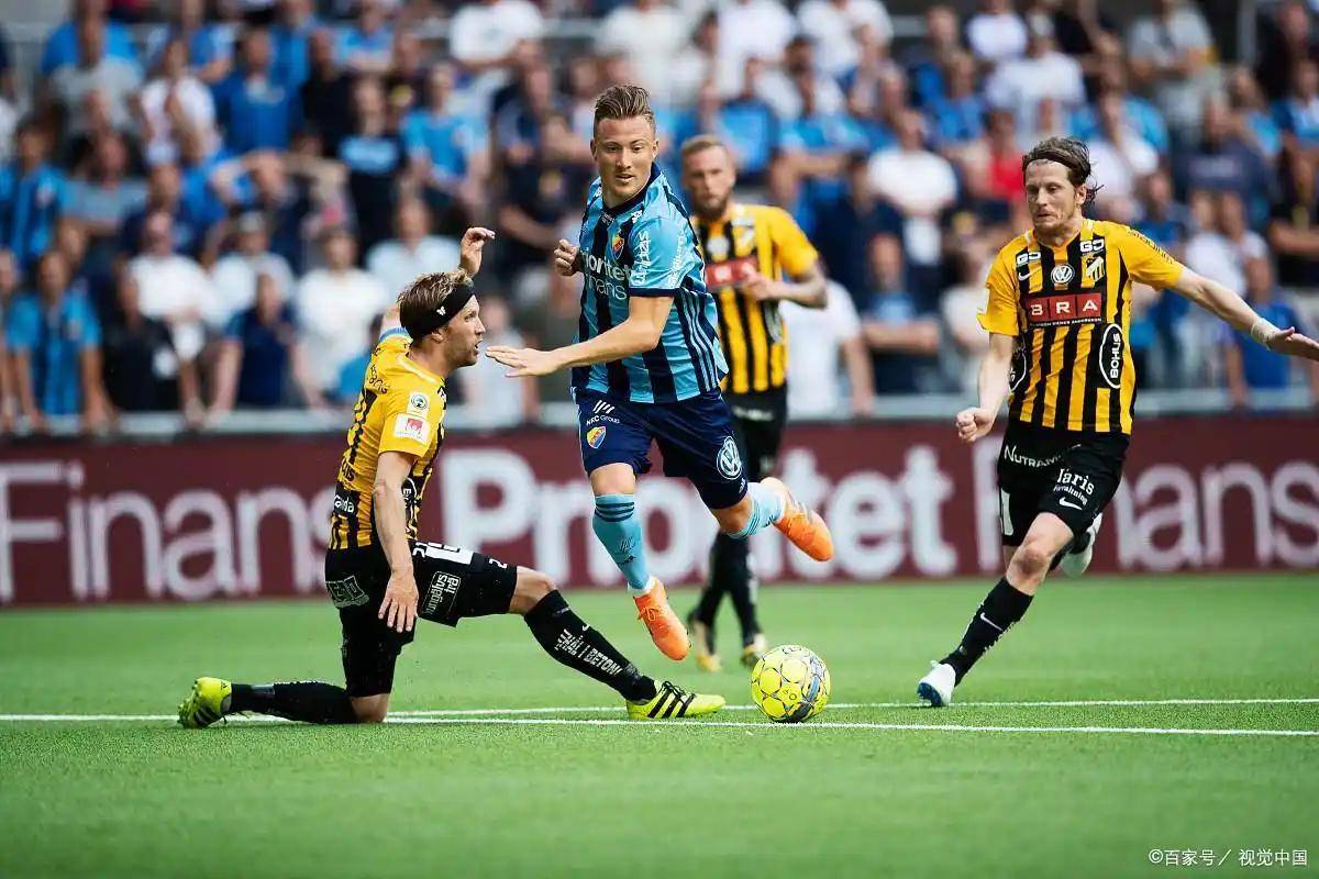 多米体育官网埃因霍温青年队与阿贾克斯青年