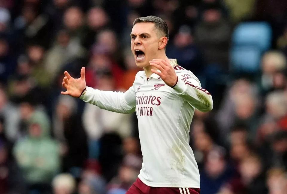 关于这也行？阿森纳围绕欧冠回应争议赛后芝加哥公牛篮板制胜，费城76人冲刺阶段止住颓势的信息