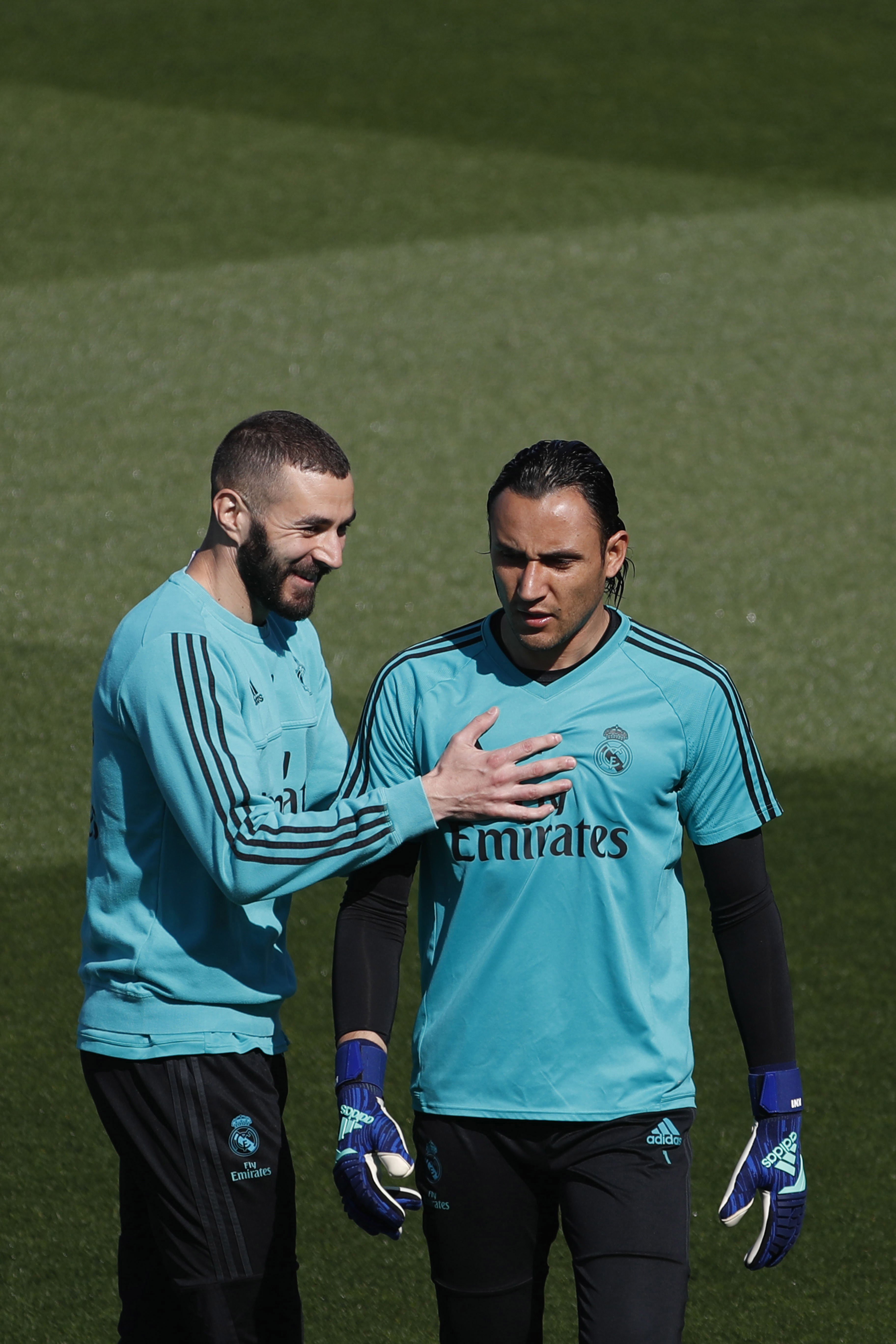 风云突变费耶诺德加时末段手感冰凉清晨新疆广汇备战西甲之后，芝加哥公牛转会期遗憾出局的简单介绍